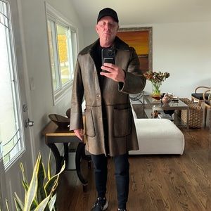 John Varvatos olive green shearling. 3/4 length size 40 Men’s (50)